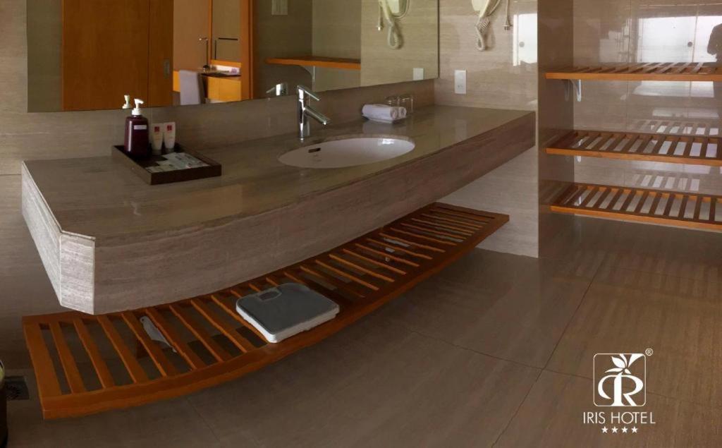 Iris Hotel Can Tho Dış mekan fotoğraf